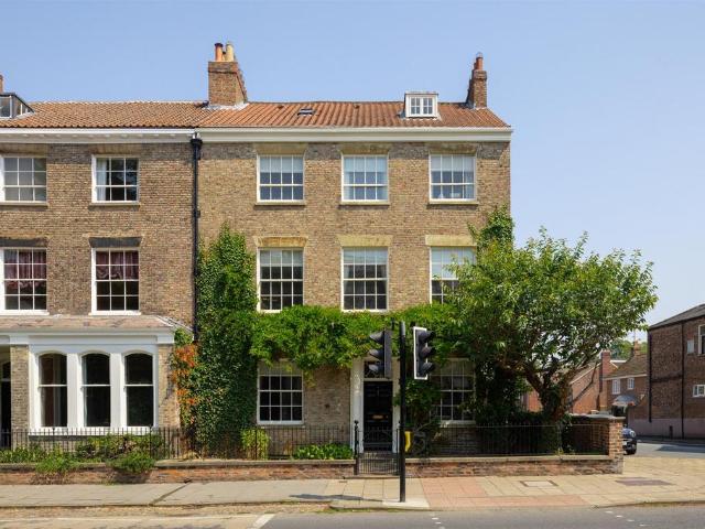 4 bedroom house for sale