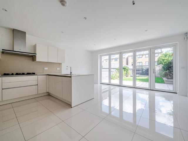 4 bedroom house for sale