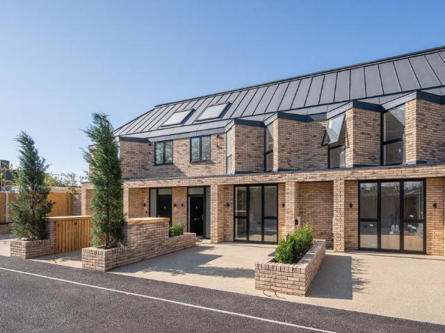 4 bedroom house for sale