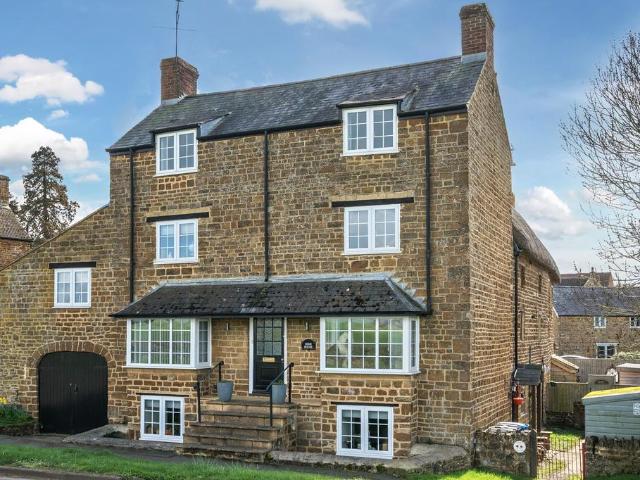 4 bedroom house for sale