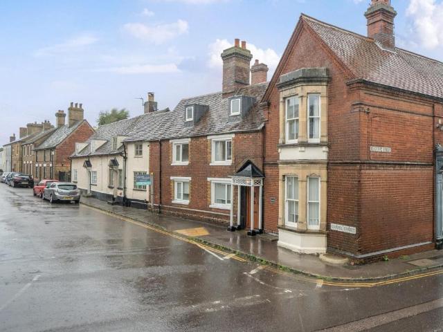 4 bedroom house for sale
