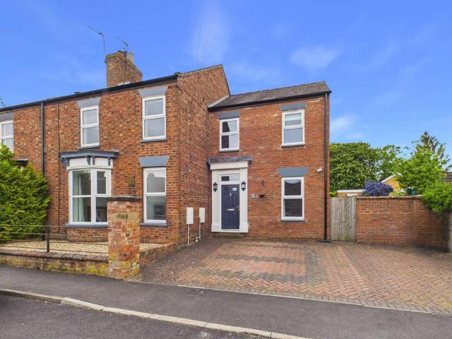 4 bedroom house for sale