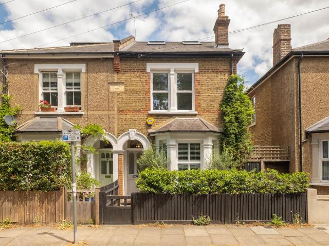 4 bedroom house for sale