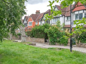 4 bedroom house for sale