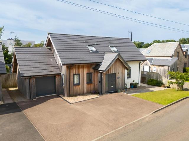 4 bedroom house for sale