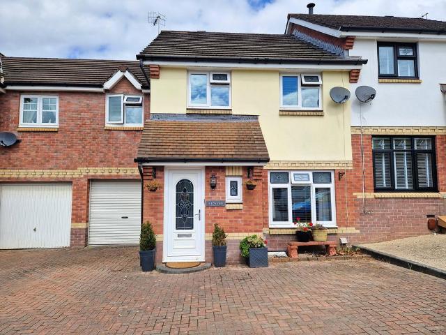 4 bedroom house for sale