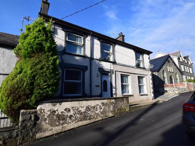 4 bedroom house for sale