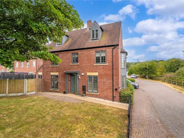 4 bedroom house for sale