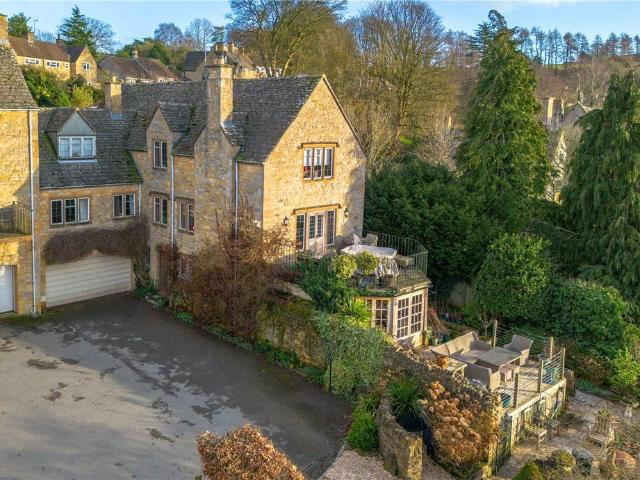 4 bedroom house for sale