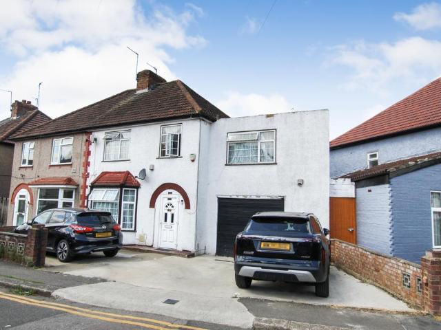 4 bedroom house for sale