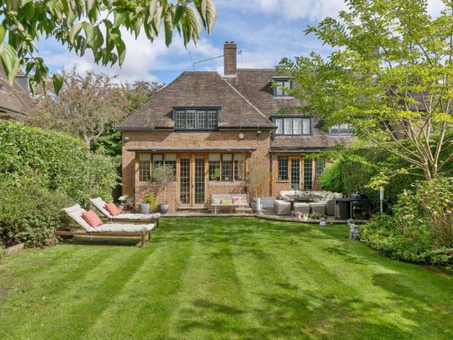 4 bedroom house for sale