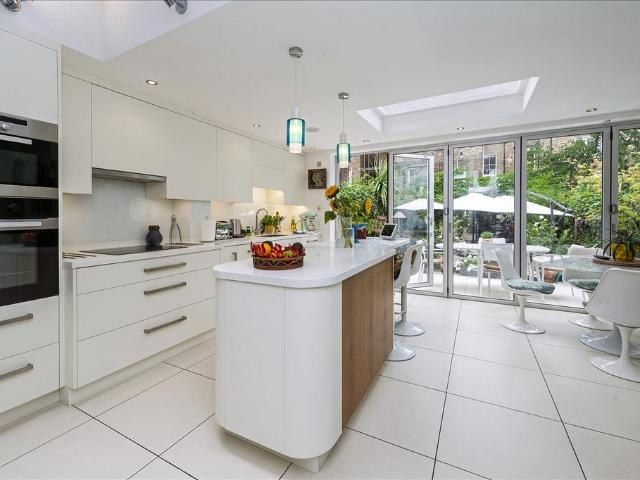 4 bedroom house for sale