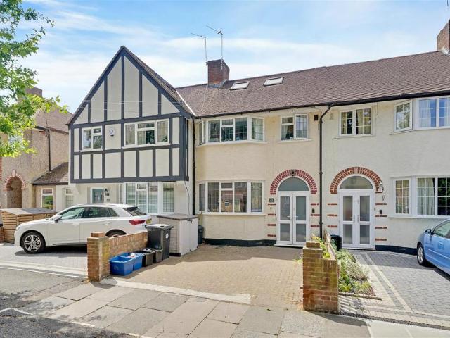 4 bedroom terraced house for sale