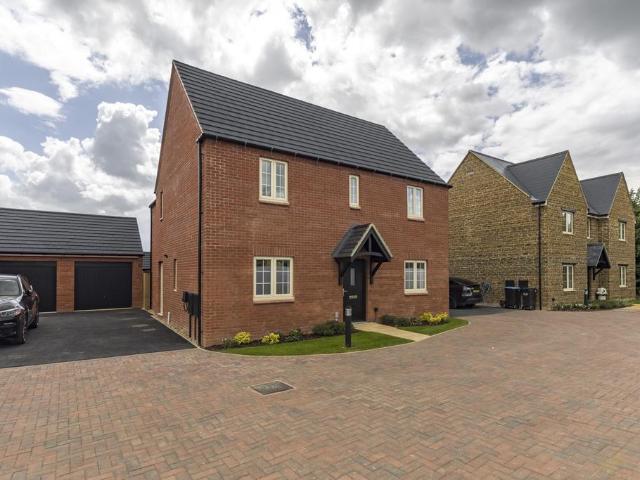 4 bedroom house for sale