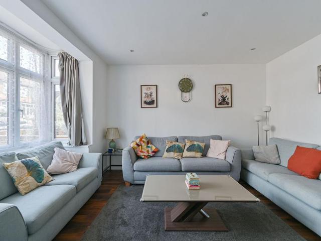 4 bedroom house for sale