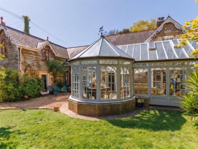 4 bedroom house for sale