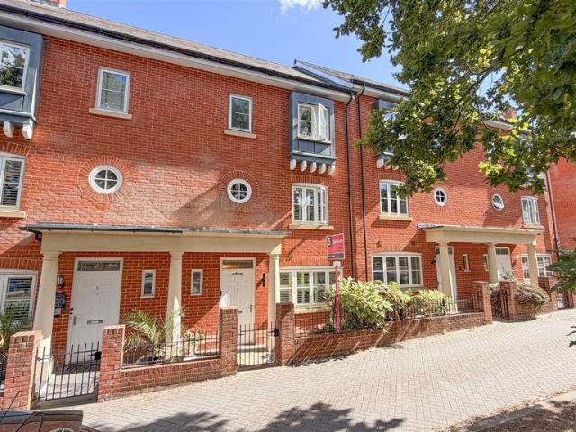 4 bedroom house for sale
