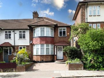 Brondesbury, London, Greater London - Parking