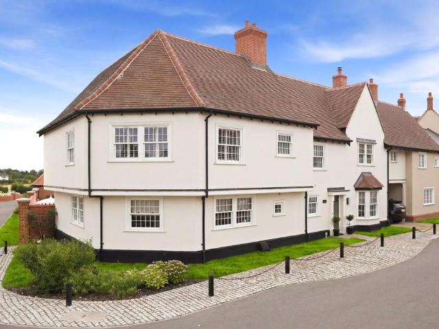 4 bedroom house for sale