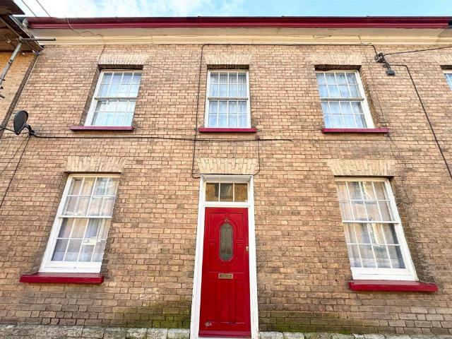 4 bedroom house for sale