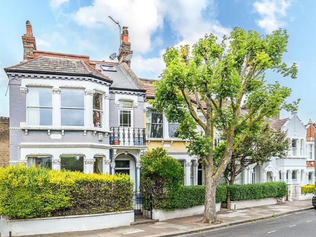 4 bedroom house for sale