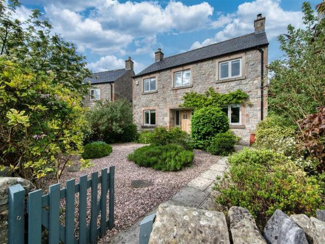 4 bedroom house for sale