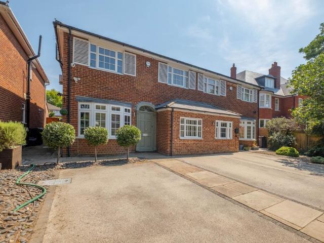 4 bedroom house for sale