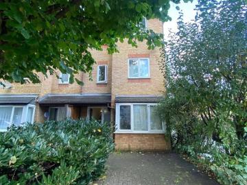 4 bedroom house for sale