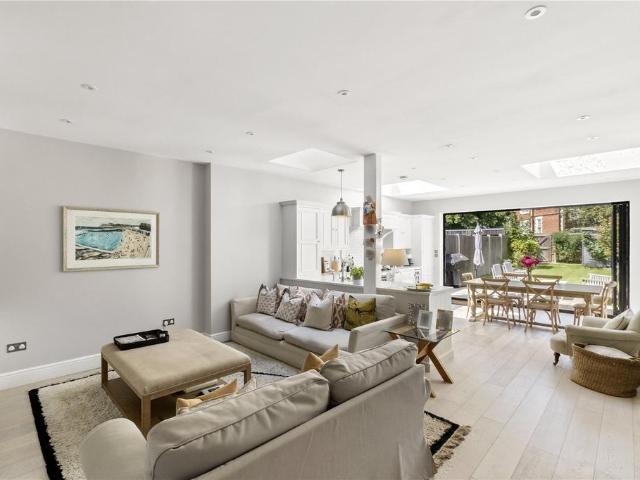 4 bedroom house for sale