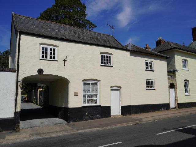 4 bedroom house for sale