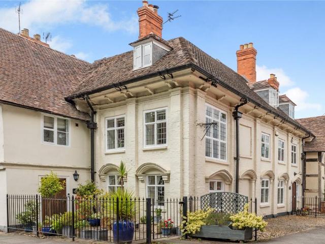 4 bedroom house for sale