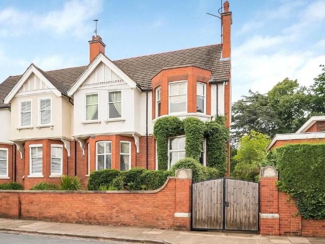 4 bedroom house for sale