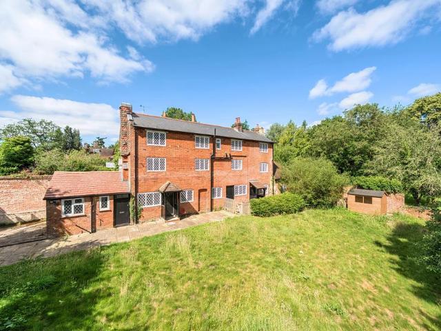 4 bedroom house for sale