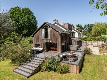 4 bedroom house for sale