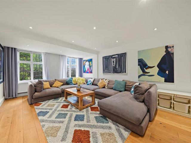 4 bedroom house for sale