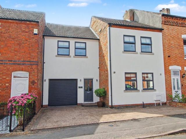4 bedroom house for sale