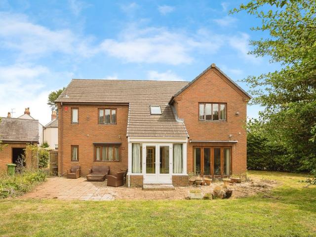 4 bedroom house for sale