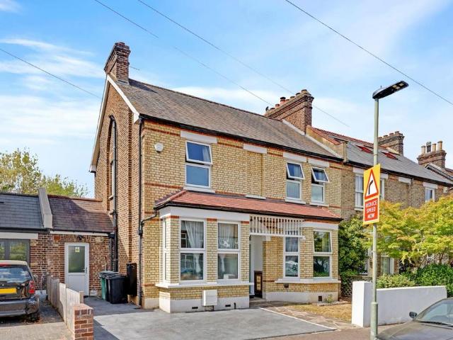 4 bedroom house for sale