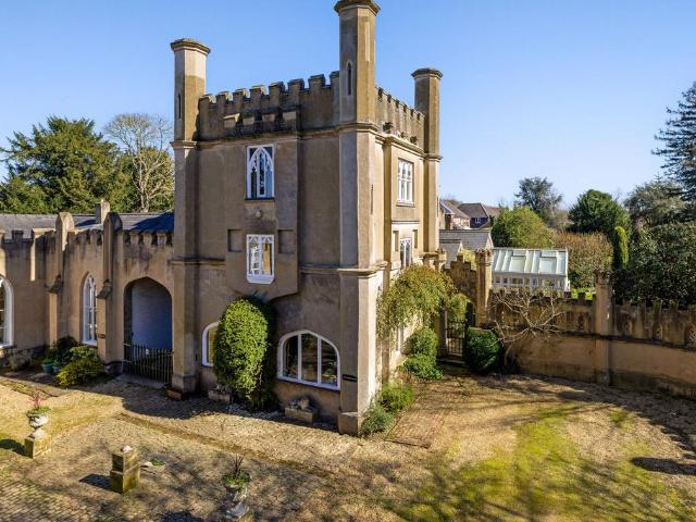 4 bedroom house for sale