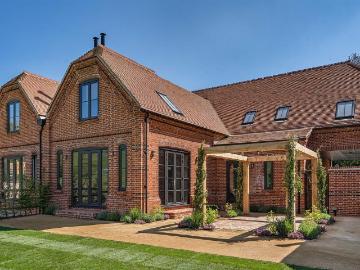 4 bedroom house for sale