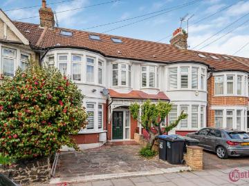 Grenoble Gardens N13 London, N13, Lower Edmonton, London, Greater London