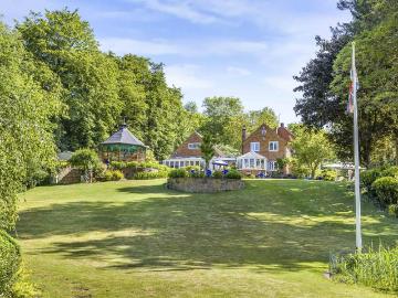 4 bedroom house for sale