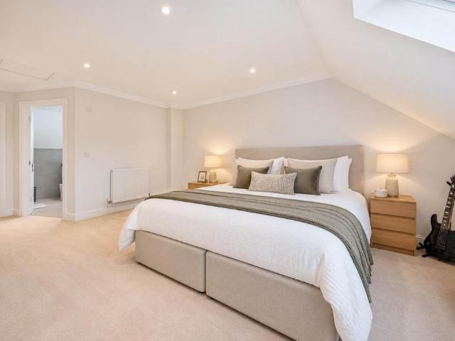 4 bedroom house for sale