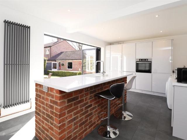 4 bedroom house for sale