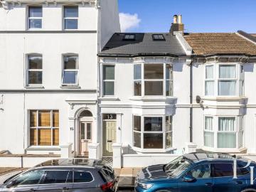 4 bedroom house for sale