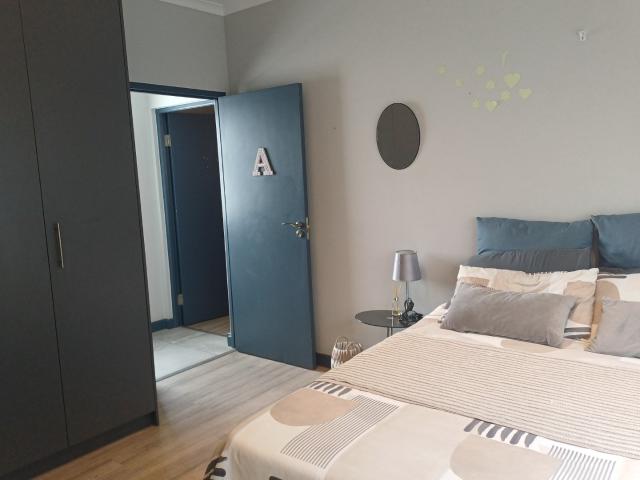 4 Bedroom House For Sale in Country Club