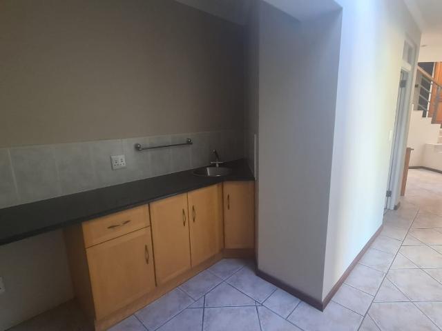 4 Bedroom House For Sale in Caribbean Beach