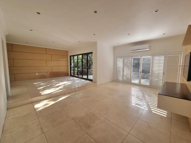 4 Bedroom House For Sale in Cashan