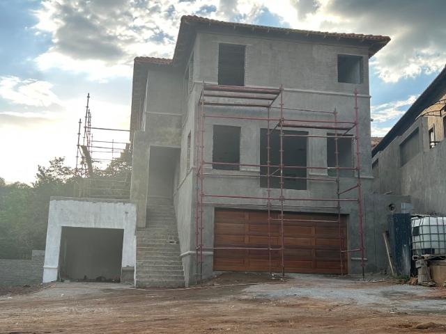 4 Bedroom House For Sale in Cashan