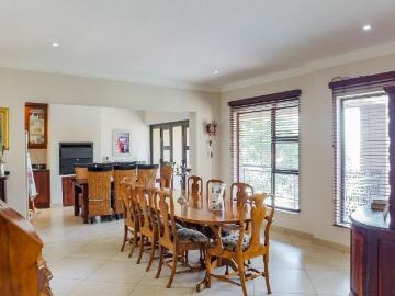 4 Bedroom House For Sale in Cashan